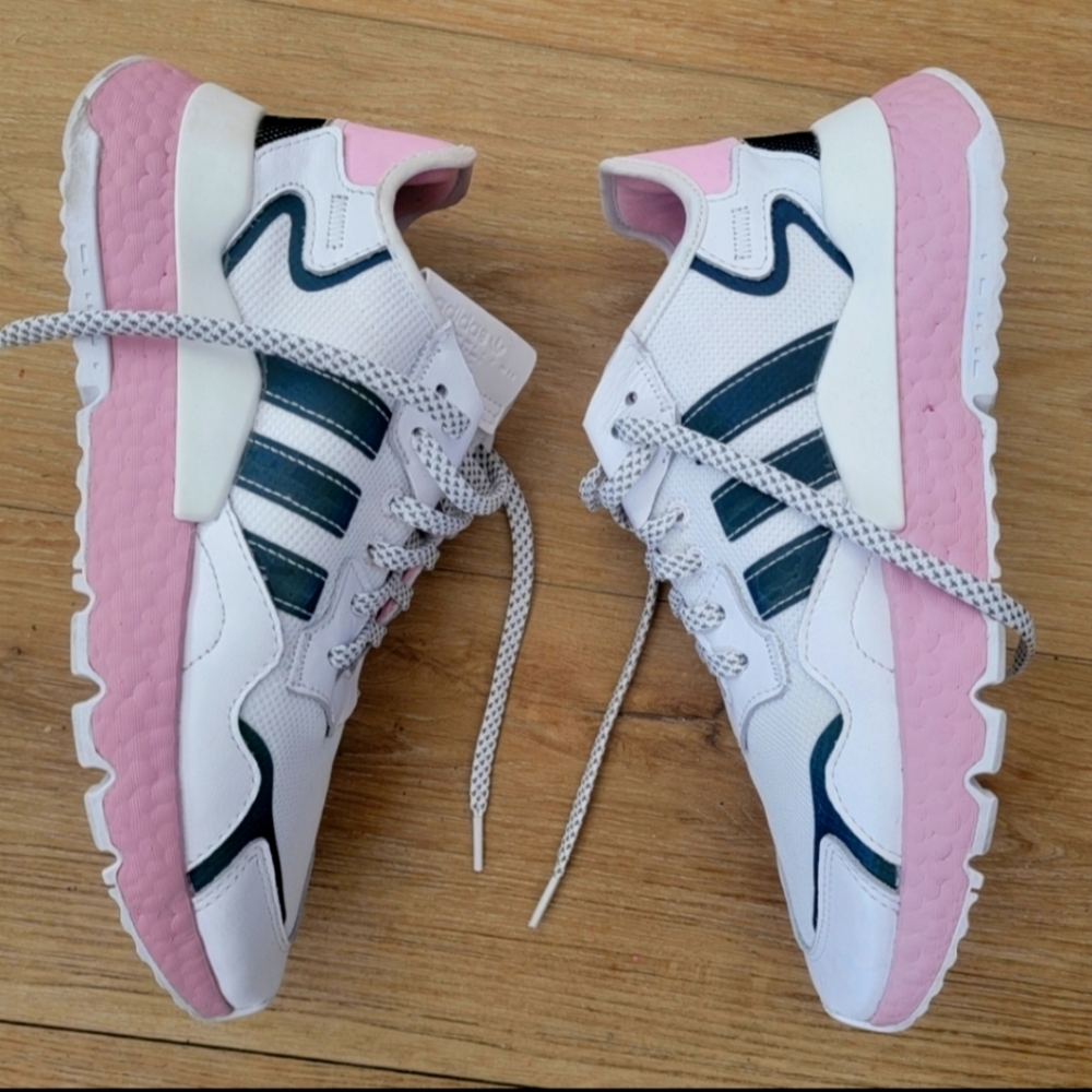 Woman's Adidas shoes